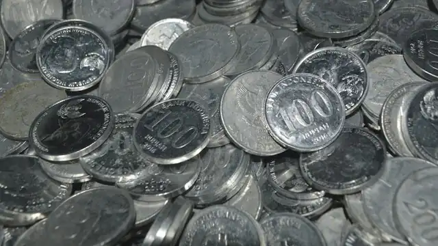 Tumpukan koin rupiah