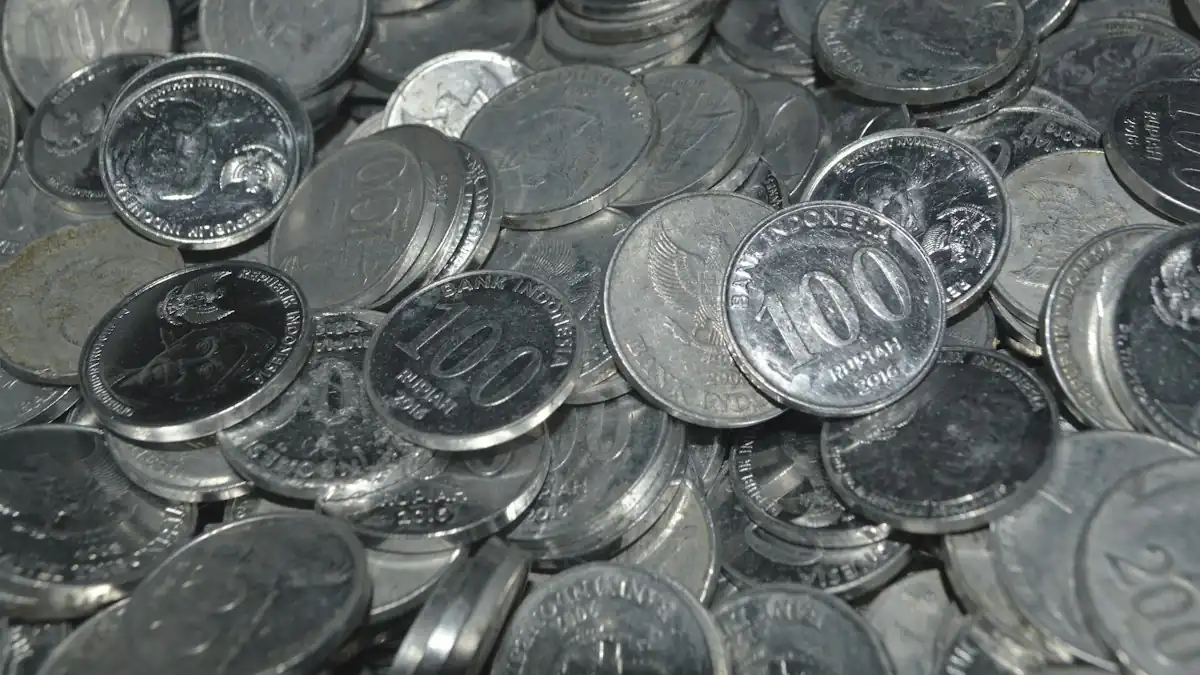 Tumpukan koin rupiah